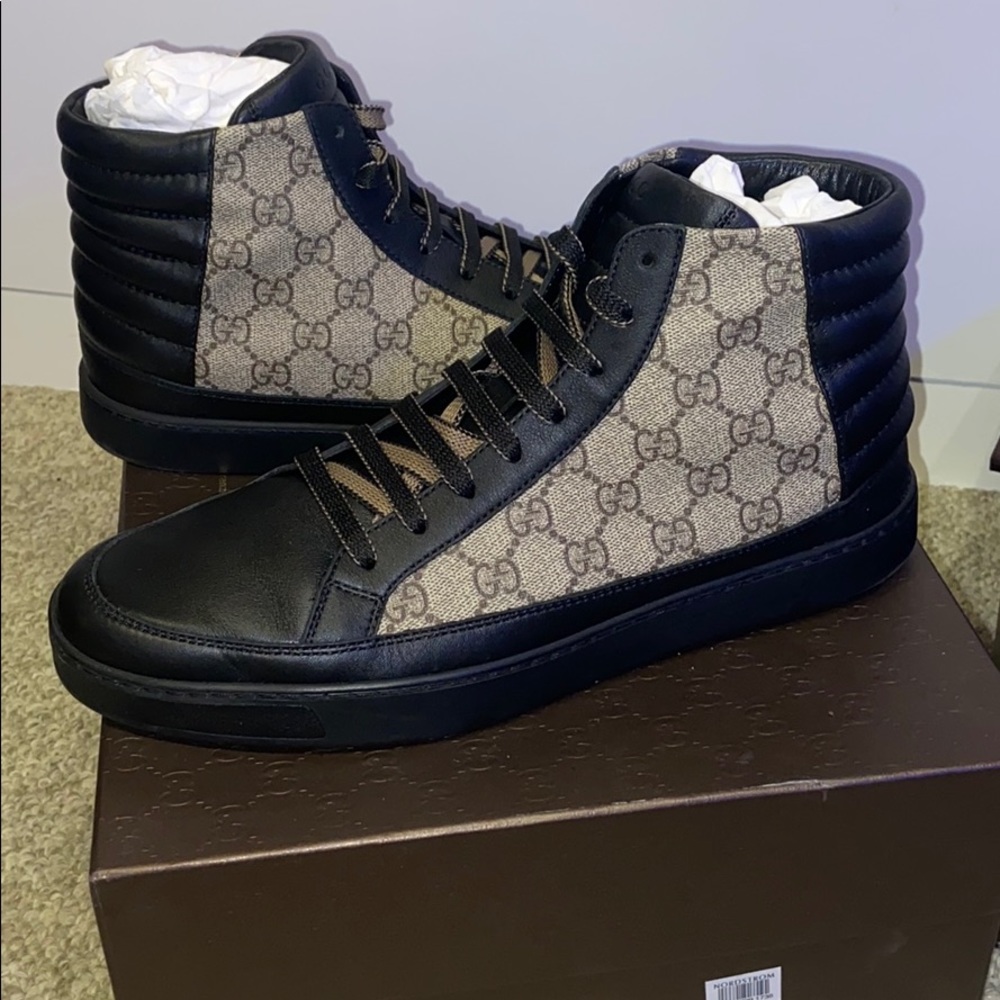 Gucci Supreme Sneakers